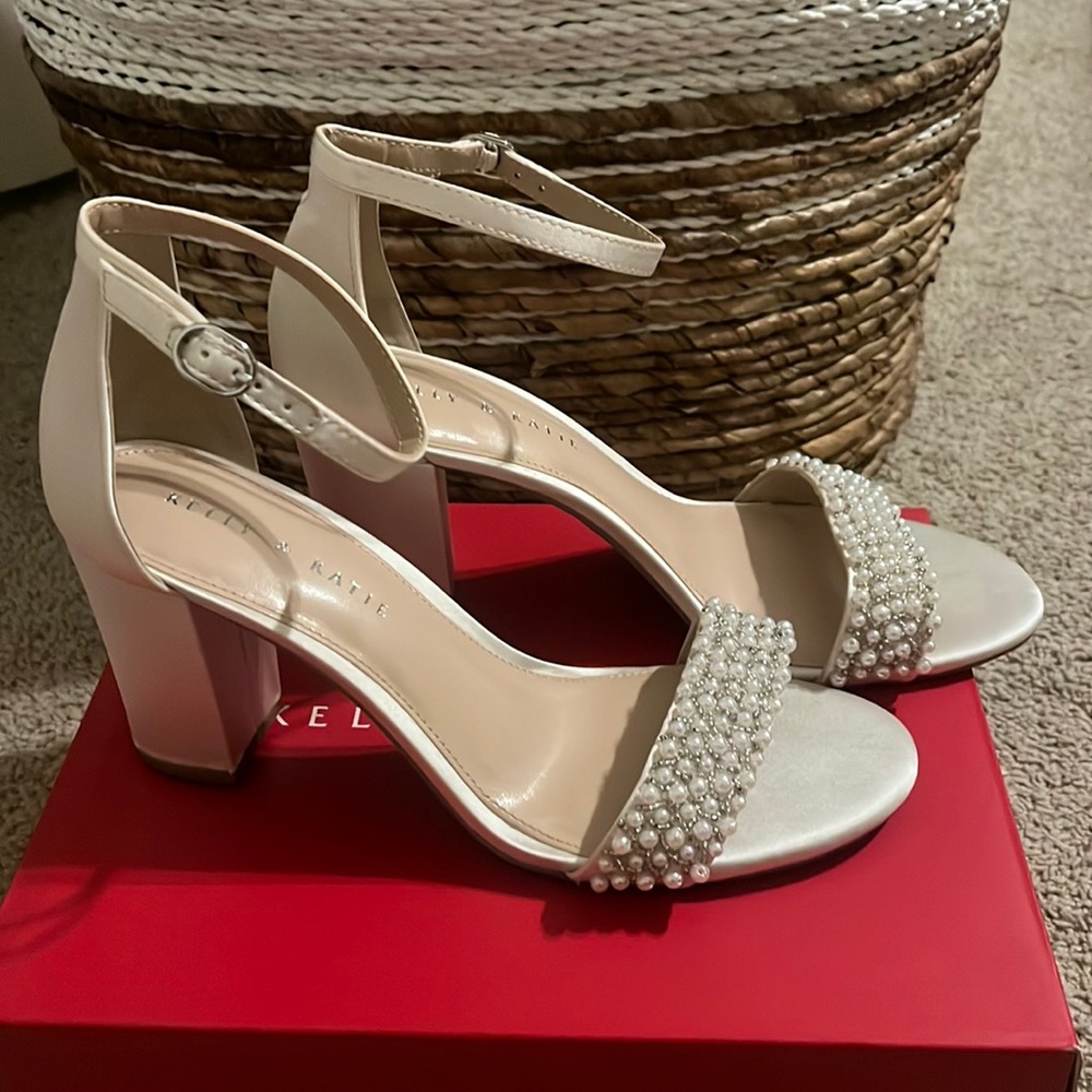 Bridal Shoes | Pearl strap & Ivory/Silver Satin shoe